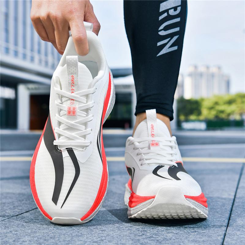 Men's outdoor casual fashion breathable four seasons sneakers light soft-sole speed running shoes students racing sports shoes