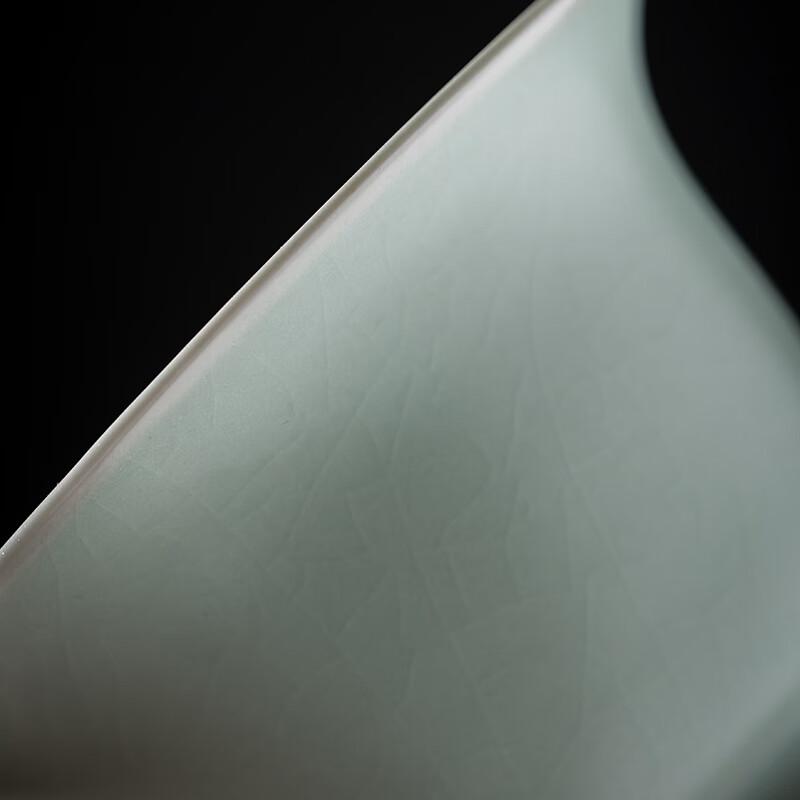 Ru Ware Ceramic Gaiwan Tea Set with Hand-Painted Blue Lines