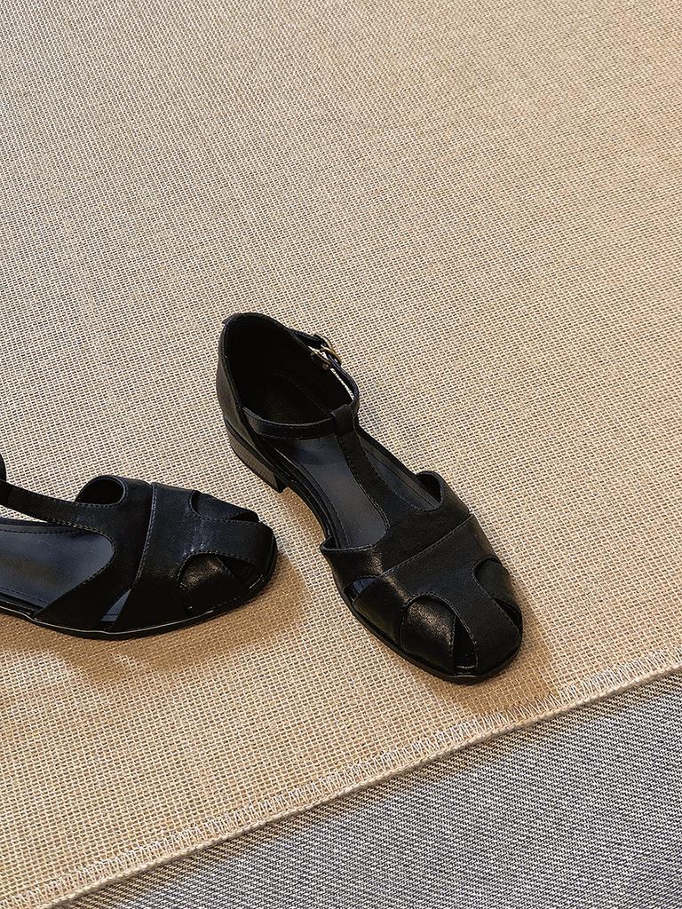 Sheepskin version~ Baotou shoes women's summer retro woven hollowed-out one-word buckle sandals women's black gas low-heeled Roman shoes