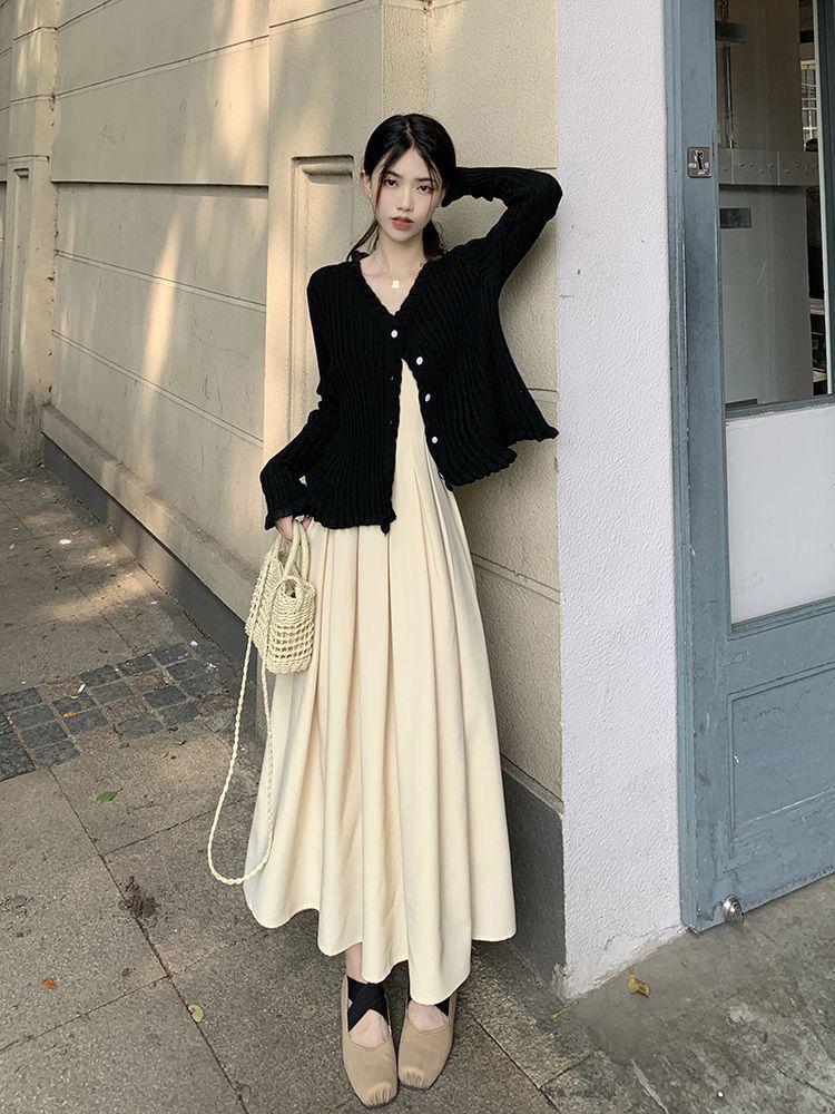 Women's Summer 2024 Sleeveless French-Inspired Pleated Waist Sling Dress