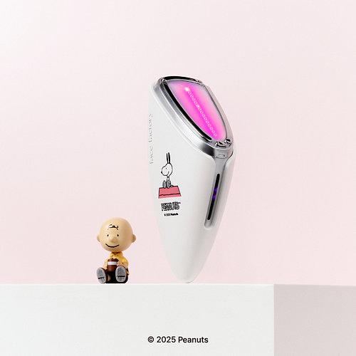 Snoopy X Face Factory Led Care Cell Liner