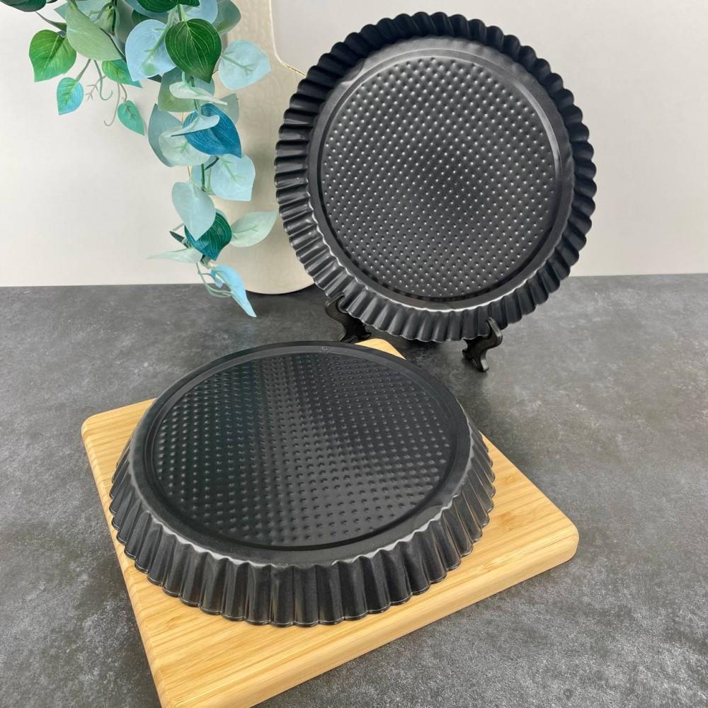 

Non-Stick Teflon-Coated Fluted Tart and Pie Pan – Durable Design, Perfect for Professional and Home Use, Ideal for Delicious Desserts