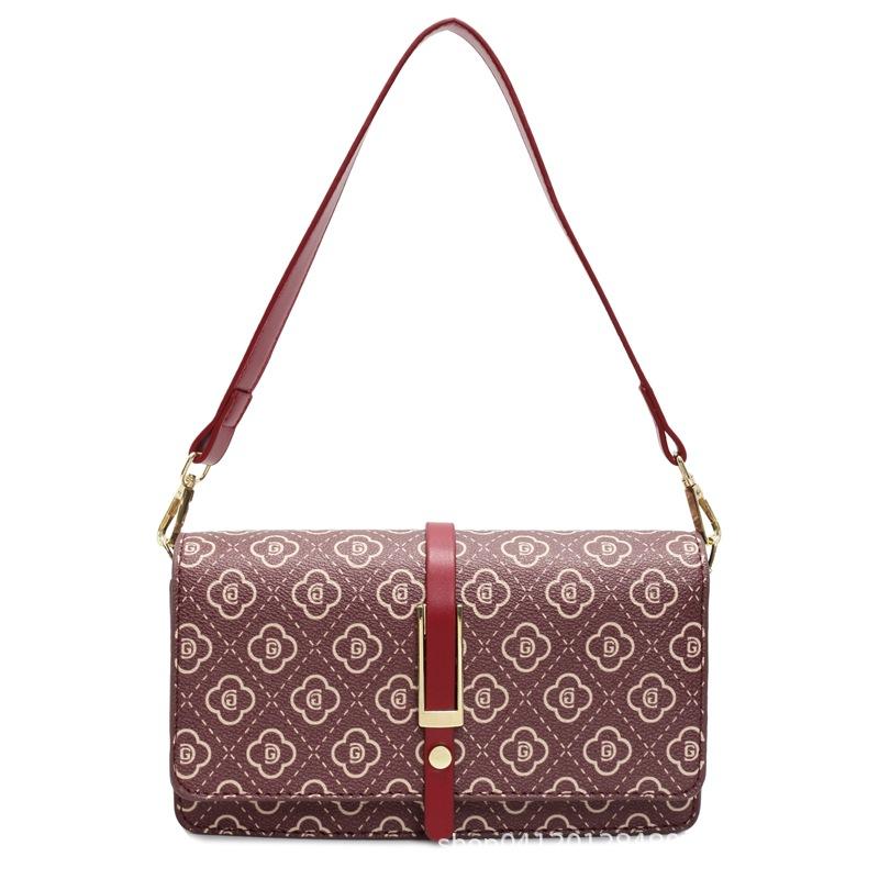 High sense women's new autumn and winter versatile bag niche messenger bag single shoulder small square bag 2025 underarm ins bag