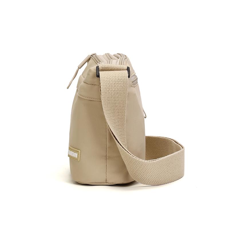 Sac bandoulière en nylon grande capacité pour femmes 3 poches principales compartimenté sac à main d'épaule pour mères shopping