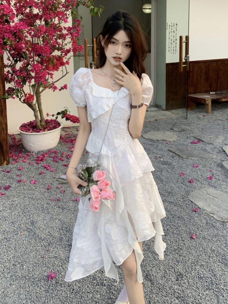 White square neck bubble sleeve dress summer female French temperament waist thin irregular ruffle edge first love dress