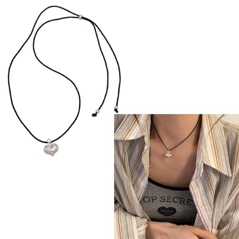 Fashion Trend Niche Sense Love Pendant Collarbone Chain Temperament Simple Cold Wind Adjustable Black Rope Necklace