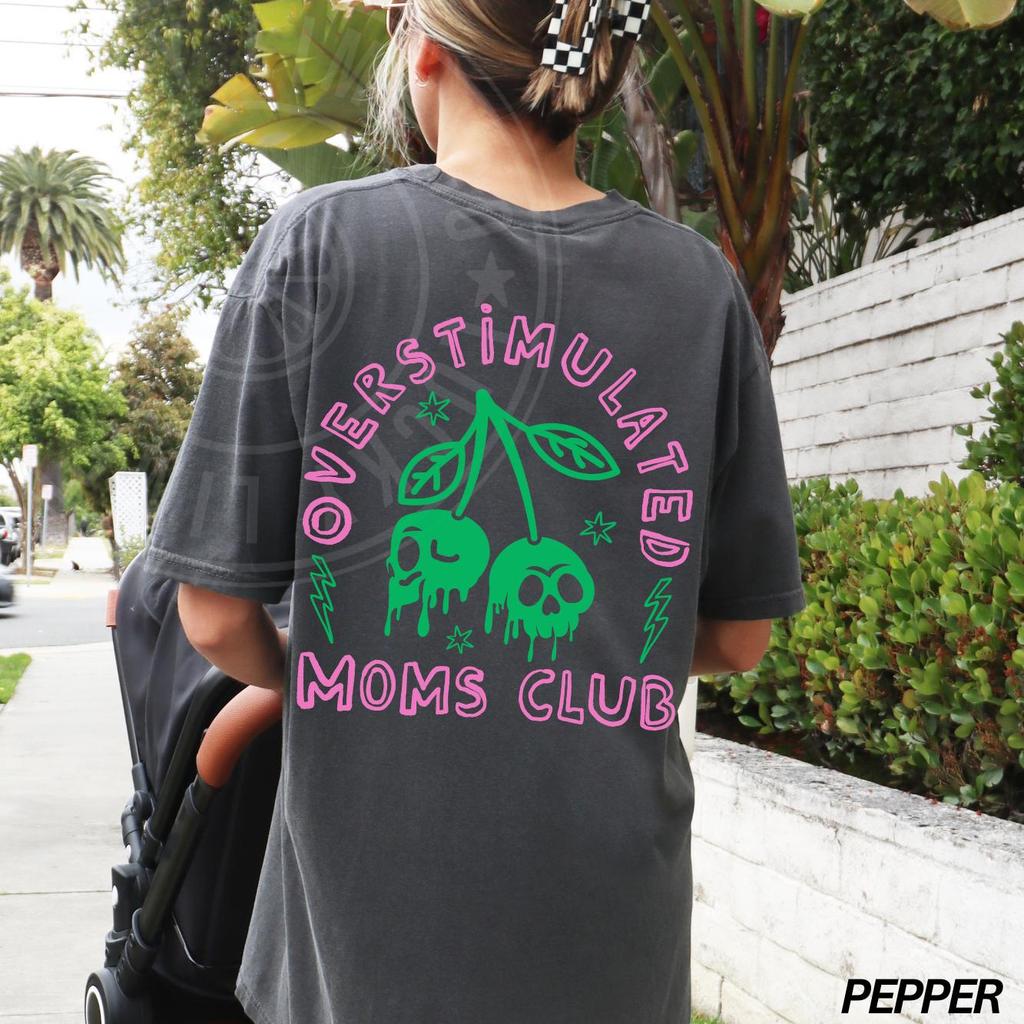 Überstimulierter Mama Club Shirt, Lustiges Mama Shirt, Lustiges Mama Shirt, Muttertagsgeschenk, Müder Mama Club T-Shirt, Geschenk für Mama