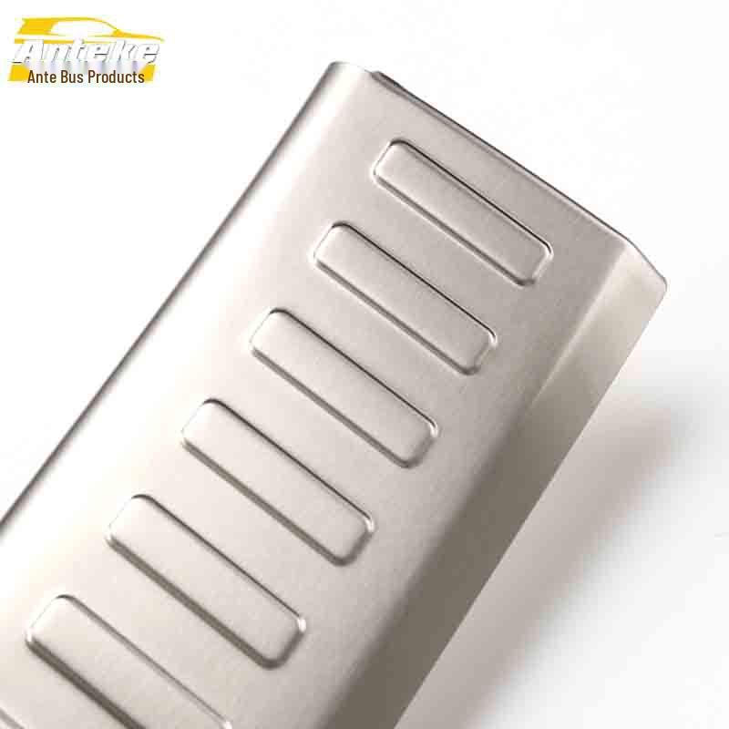 GX7 Rear Guard Plate Stainless Steel Trunk Protection Pedal
