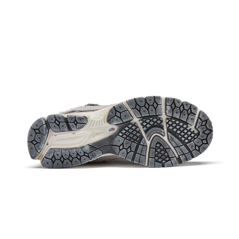 NEW BALANCE Casual Shoes Men's Women's Spring Breathable Mesh Shoes Retro Trendy Fashion Couple Sports Shoes M2002RDA