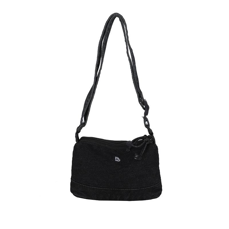 This Multi-functional Artistic Single-shoulder Bag Is Fashionable Simple and Has A High Appearance. It Is A Horizontal Crossbody Casual Bag