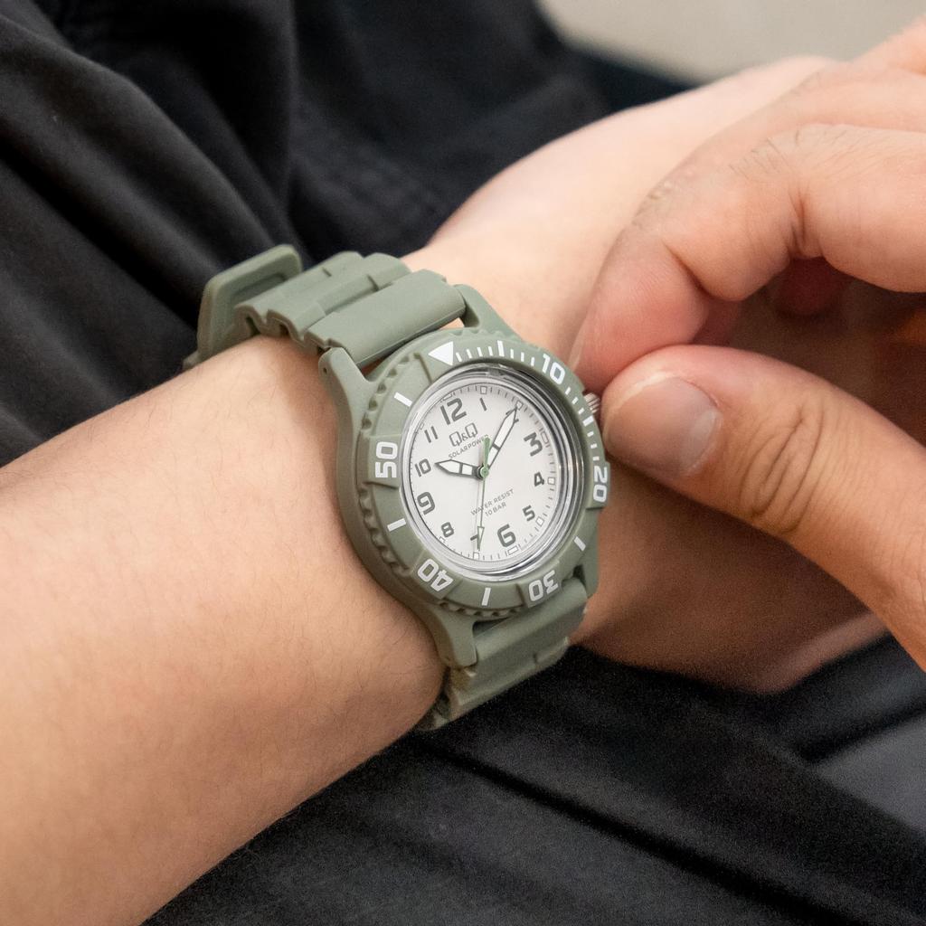 Citizen Analog Solar Water Resistant To 10 Urethane Green Q&Q Men's Watch, ATM, Strap, E02A-005VK,