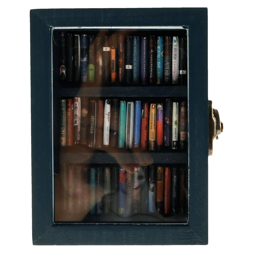 Mini Anxiety Bookshelf, Wood Shake Bookshelf Shake Miniature Book Library with 60Pcs Miniature Books Stress Reliever Bookshelf