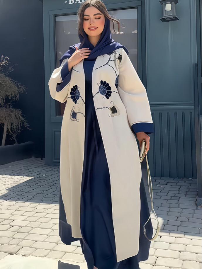 2025 European & American Designer Style Print Mid-length Fashion Shawl Coat