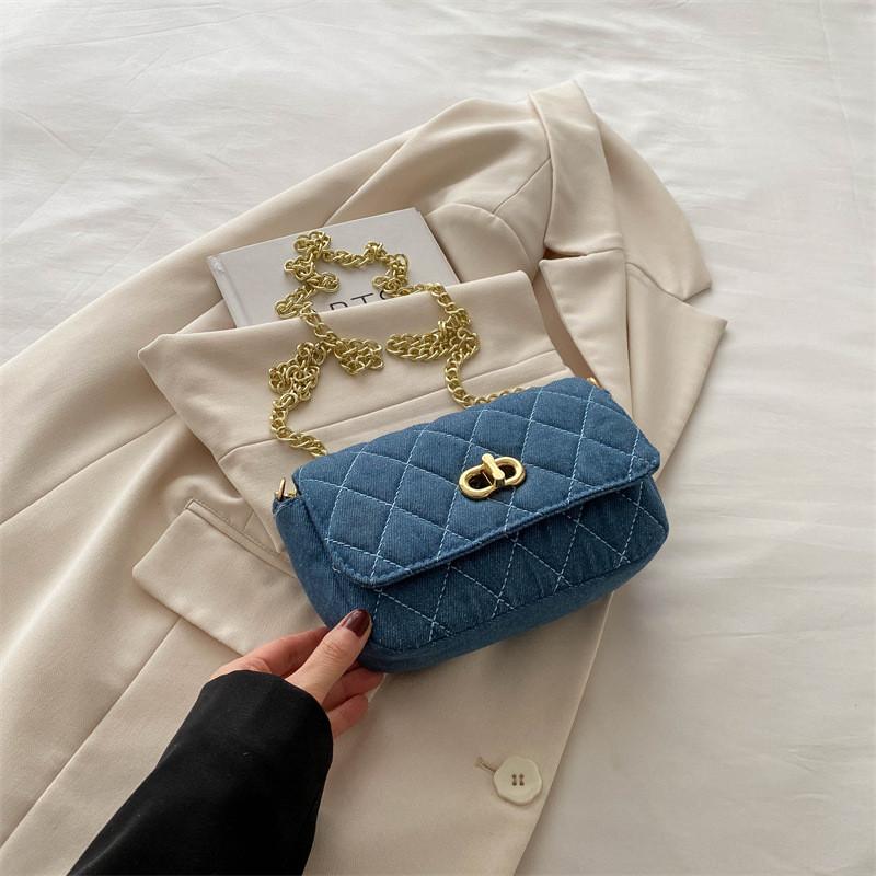 Trendige Damen-Kleinquadrat-Kettentasche für Frühling und Sommer Stilvolle Lässige Schulter-Crossbody-Handtasche