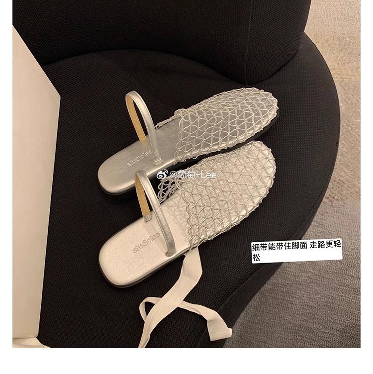 Grape Mother Same Summer Night Evening Wind~ Fashionable Hollow Bag Head Minimalist Wind Word with Beach Flat Bottom Half Slippers Women