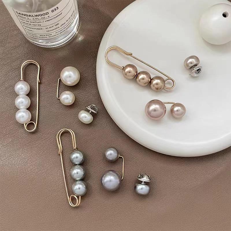 Women's Summer Waist Adjustment Brooch Pin - Anti-Exposure Skirt Clip