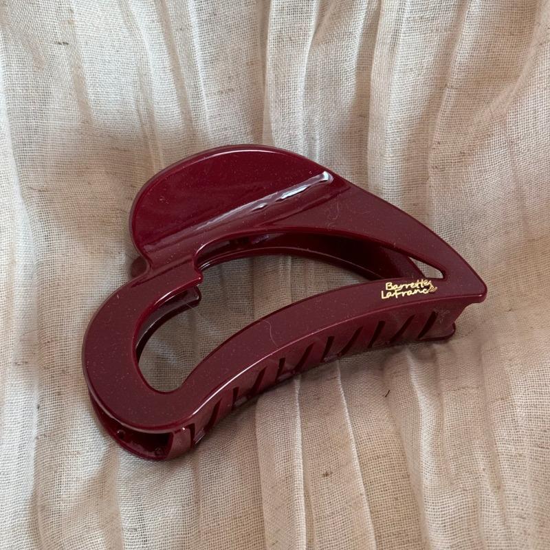 Half-braid Hairpin for The Back of The Head. High-end and Exquisite Hairstyle Accessory with Shark-shaped Hair Clips. Headwear.