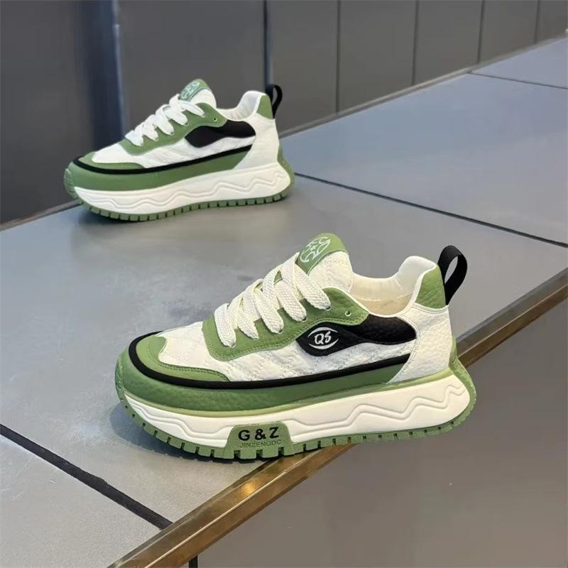 Premium leichte Luxusschuhe Herbst und Winter Plateau-Sportschuhe Freizeit-Student Forrest Gump Vaterschuhe