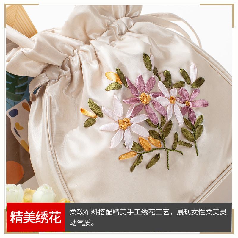 Handbag Women's Bag Ethnic Wind Bag Handmade Embroidered Mommy Bag New Women's Shopping Bucket Drawer Mobile Phone Bag