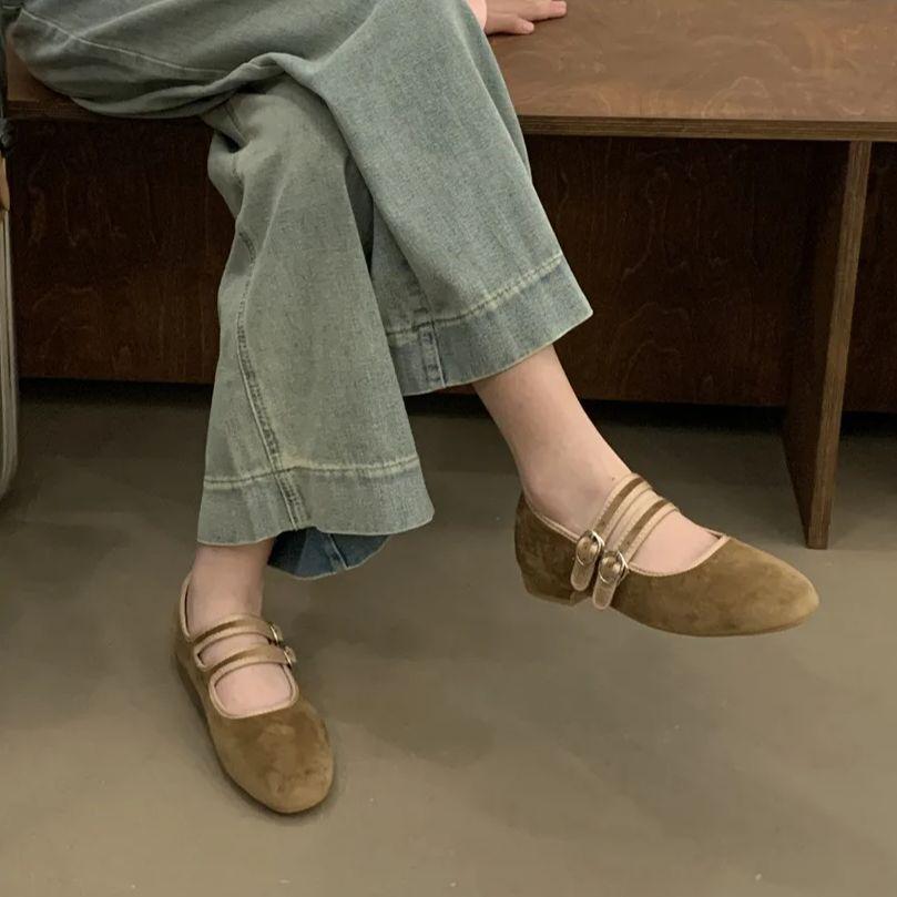 Fashion IPPEUM Ballet Flats Velvet Shoes For Women Buckle Round Toe 2025 New Ballerinas Zapatos Mujer Mary Jane Shoes