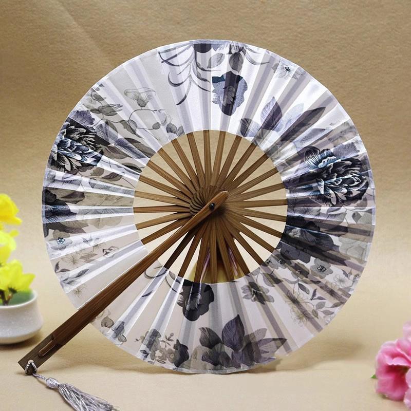 Runder Bambus-Handfächer Chinesischer Stil Blumenmuster Tragbarer Faltfächer Mit Quaste Hochzeitstanz Handgehaltene Fächer Party-Dekoration Geschenk