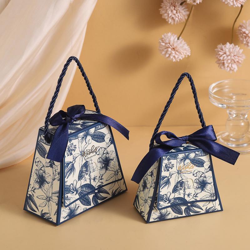 10KS Krabička na cukroví Elegantní dárková krabička Kreativní papírová Luxusní dárková krabička Prémiová Svatba Vynikající Čínský Nový Design
