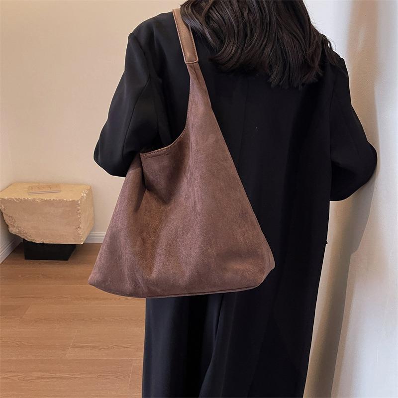 Retro soft-faced suede bread bag women's new summer large-capacity shoulder bag tote bag