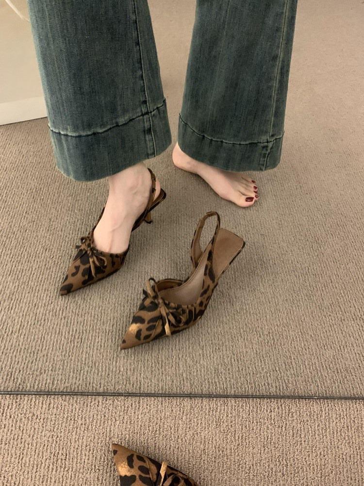 

Французский дизайн бант красивый леопардовый принт сумка головные сандалии женские лето 2025 новые туфли на шпильке высокие каблуки 35 леопардовый