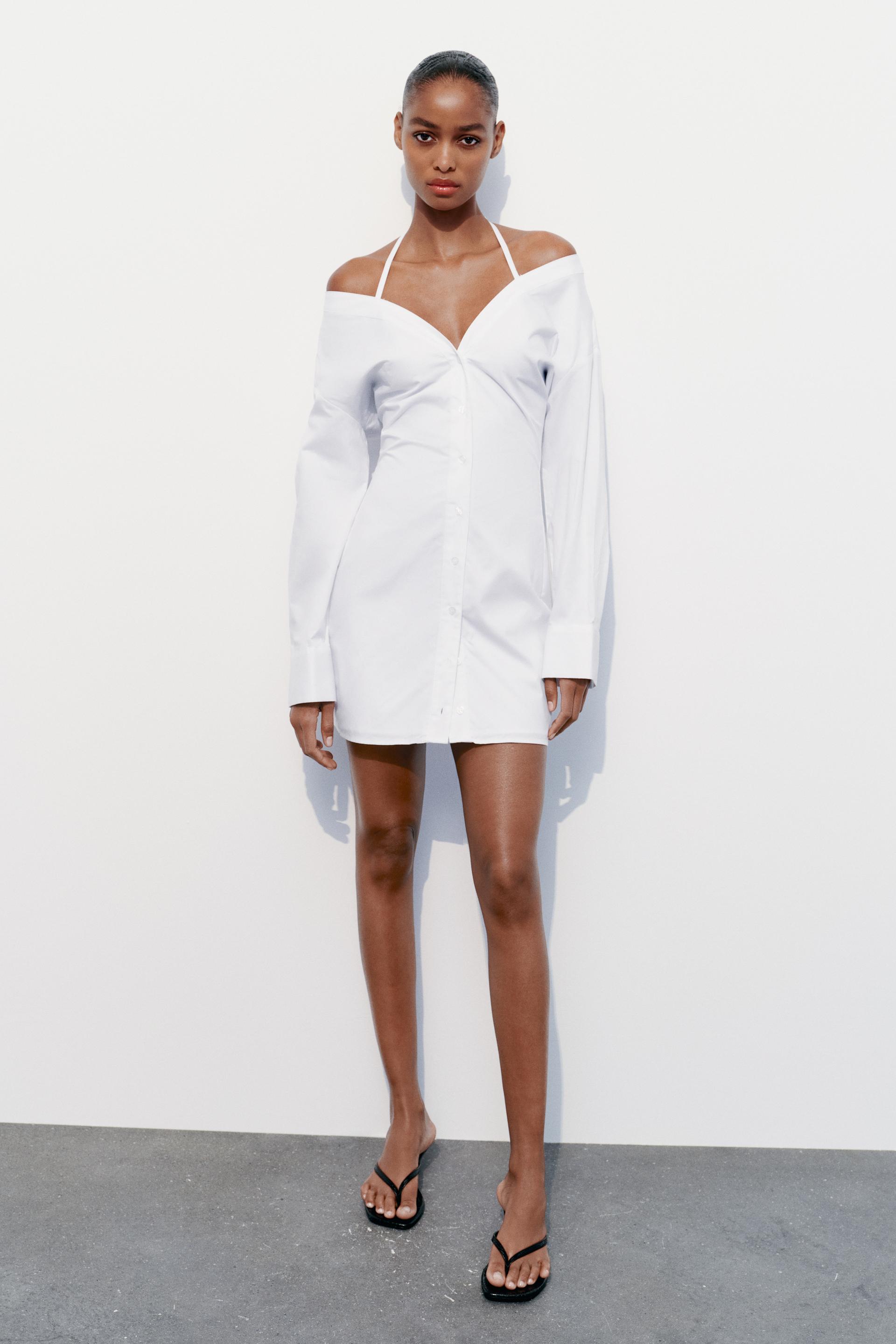 

АТЛАСНОЕ ПЛАТЬЕ