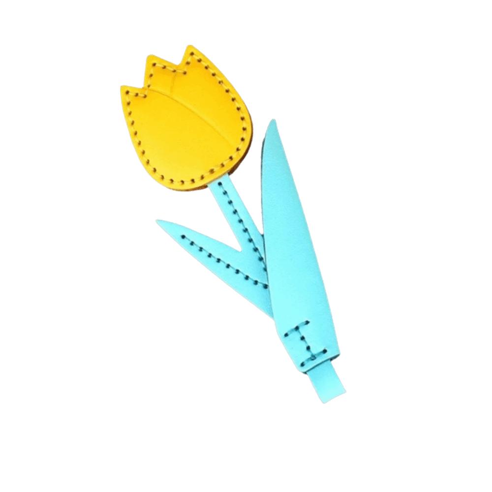 

Multi-color Tulip Flower Keychain PU Leather Car Keyring Korean Style Bag Pendant Office