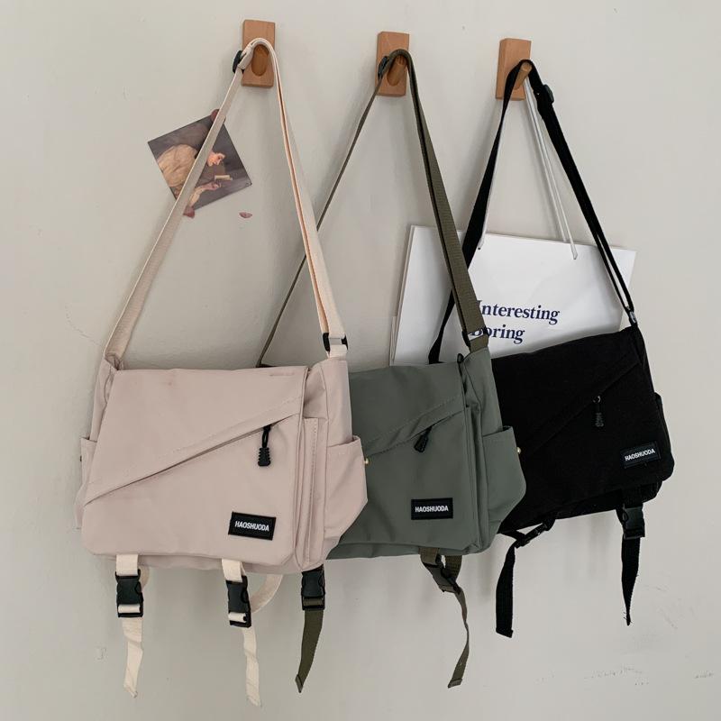 Japanese Harajuku Girl Canvas Bag Student Waterproof Nylon Messenger Bag Youth Casual Fashion Crossbody Bags for Women Satchels