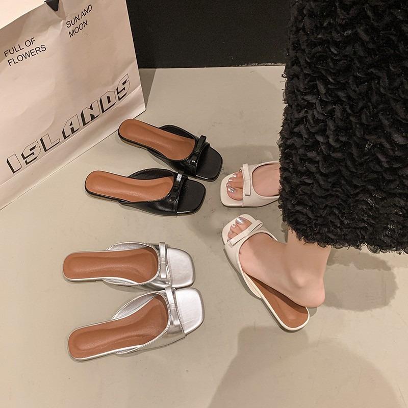 Open-toed cool slippers for women to wear summer new models with skirts, low-heeled bow slippers