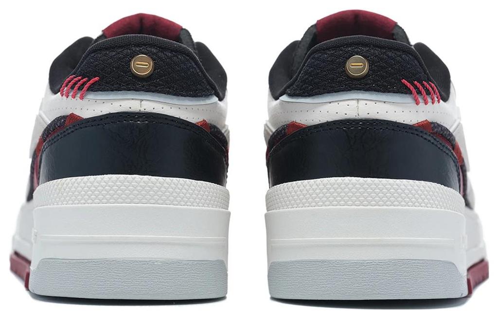 Li Ning 001 BTC Prm Synthetic Leather, Split Cow Leather Abrasion Resistant Breathable Low top Skateboard Shoes AGCT003-3