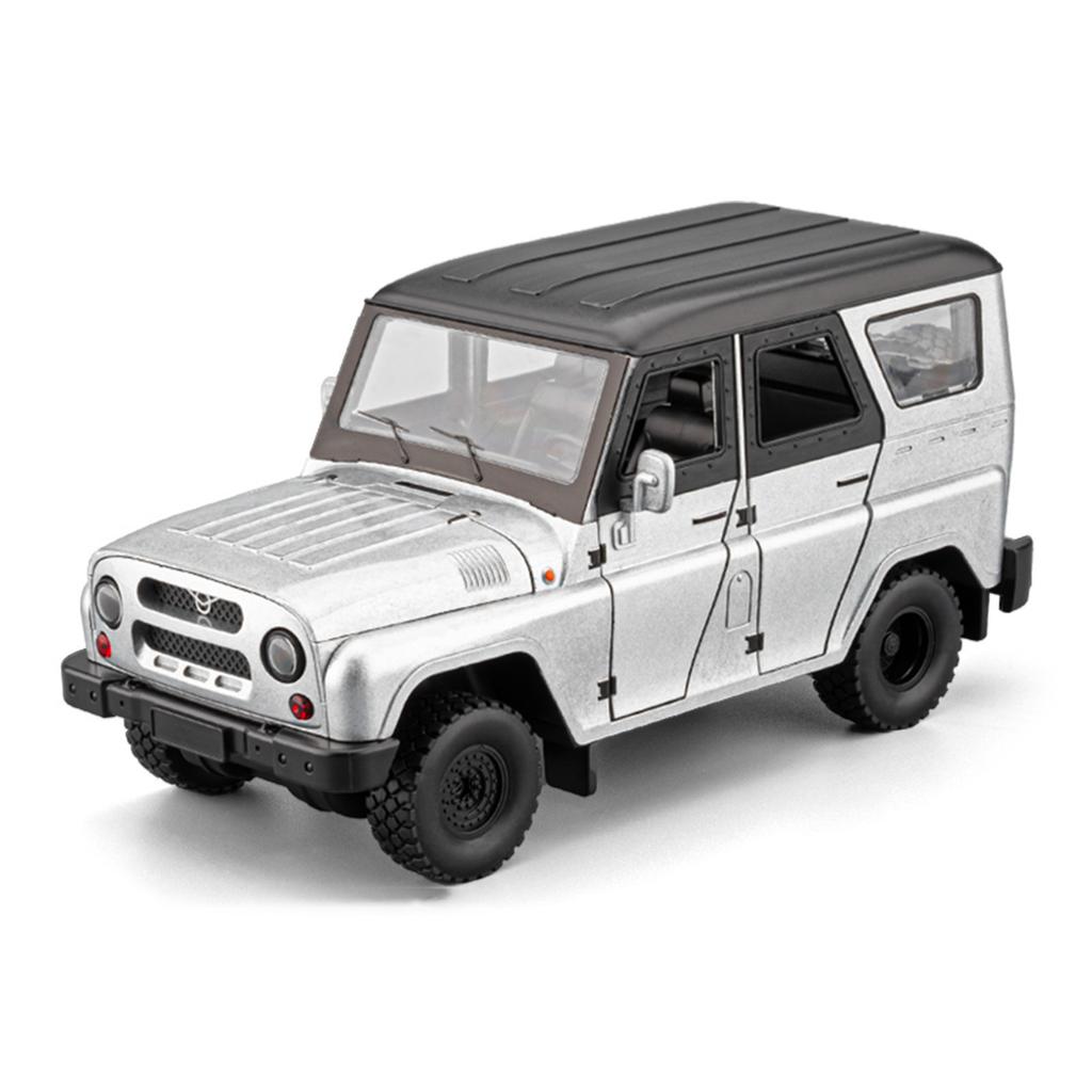 1/18 Model de Automobil Rusesc UAZ Hunter Metal Turnat Sub Presiune Mașină de Jucărie Off-Road, Sunet și Lumină Simulat Jucărie de Halloween Cadou