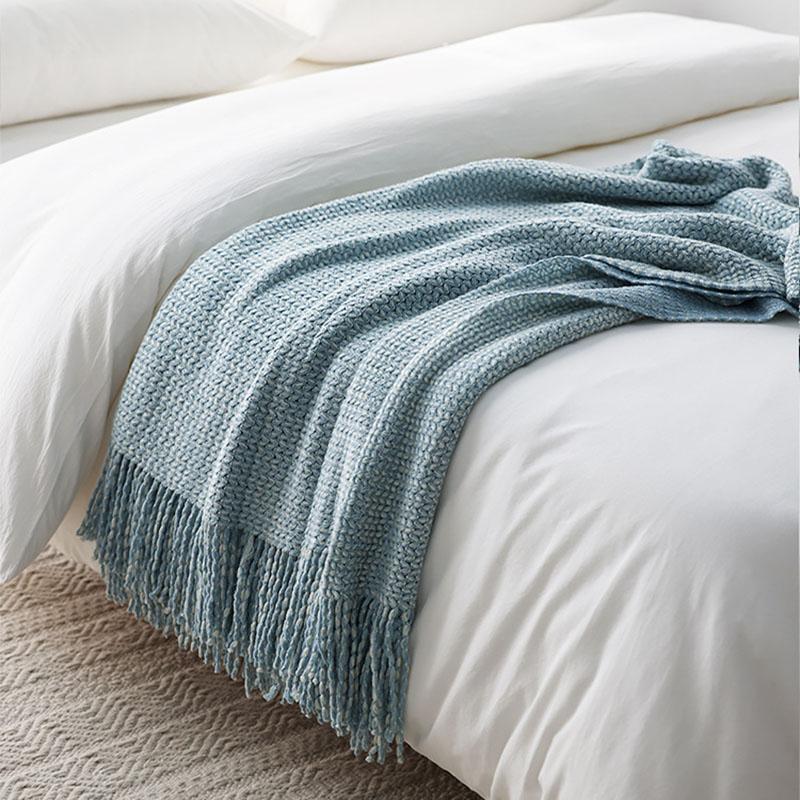 Nordic Knitted Throw Blanket Luxury Sofa Cover Thickened Two-color Wool Blanket With Tassels Modern Design Bedspread Soft Shawl