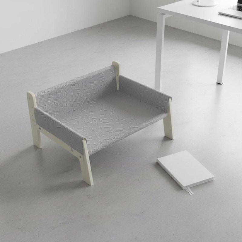 Cat Dog Lounge Chair Breathable Sturdy Wood Pet Sofa Wooden Pet Suspended Bed Easy Assembly Wooden Frame Kitty Bed Portable