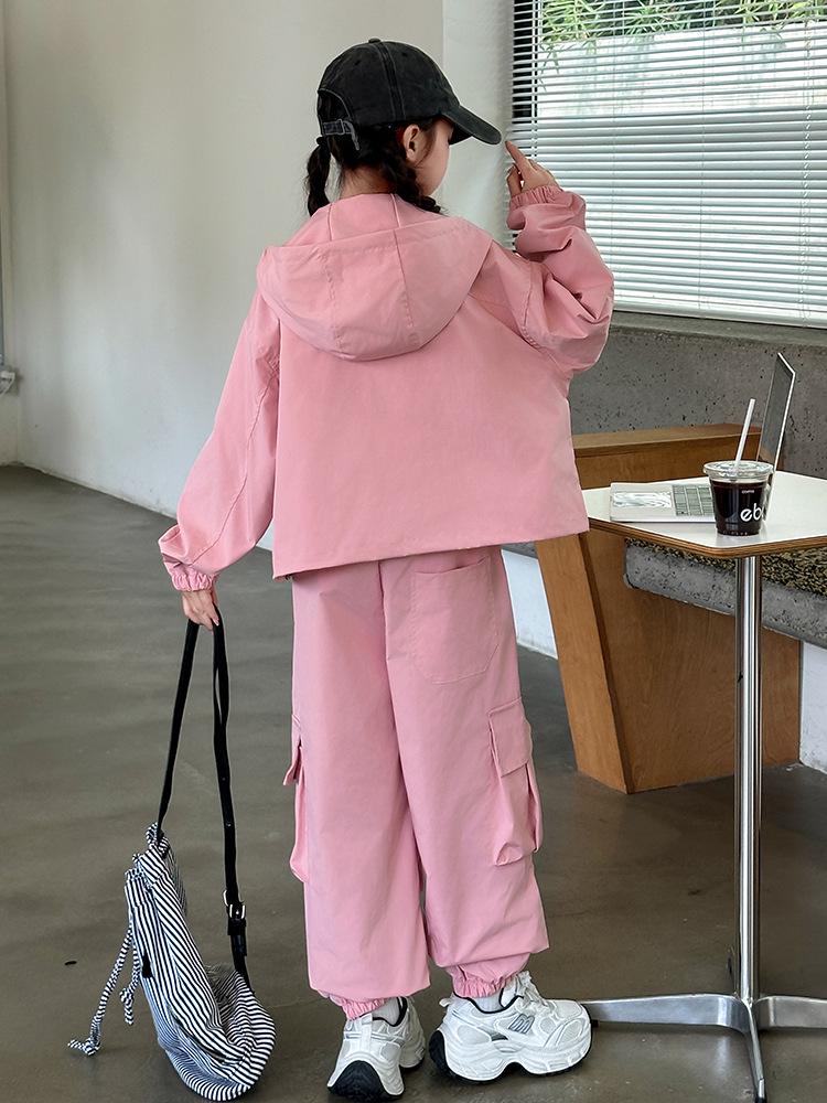 Modny Dziewczęcy Dwuczęściowy Zestaw Sportowy na Wiosnę/Jesień 2025 - Stylowy i Casualowy dla Dzieci w Średnim i Starszym Wieku