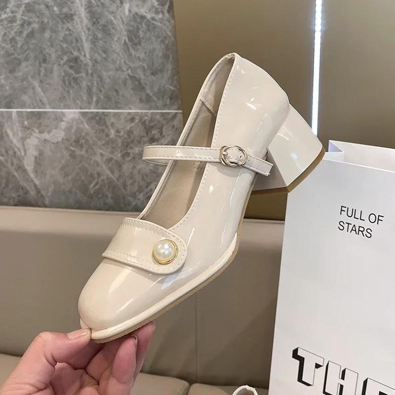 Fashion Red Mary Jane Heels Women Shoes 2024 Fashion Retro Square Toe Hollow Out Casual Mary Jane Shoes Women Platform Shoes Zapatillas