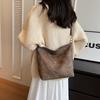 Big bag women's new trendy and high-quality textured bucket bag autumn large-capacity commuter bag