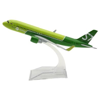 Druckguss 16CM Flugzeugmodell Flugzeug A320 Russland S7 Airways Flugzeugmodell Metallspielzeug Sammlung Display Flugzeuge Dekor