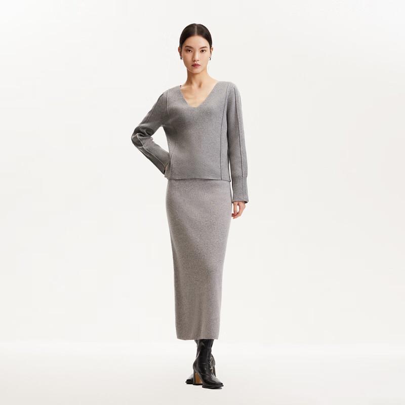 VEROMODA Women's V-Neck Hollow-out Knit Sweater