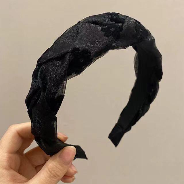 French Retro Braided High-Grade Headband: High Skull Top, Non-Slip, Perfect for Washing Face.