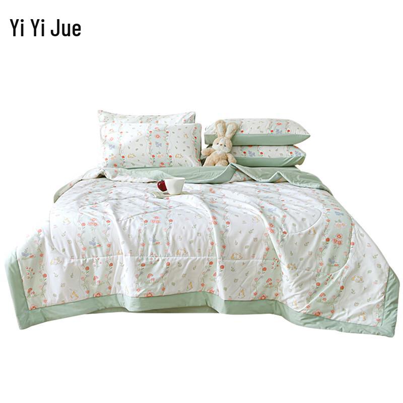 

Yiyi Ai 100% Cotton Romantic Flowers Summer Quilt