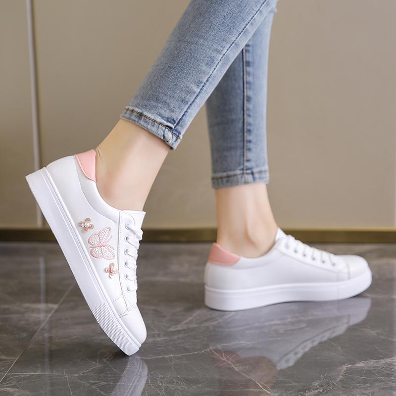 Fashion Women Running Shoes Spring Autumn Fashion White Breathable Embroidered Flower Lace-Up Casual Sneakers Zapatos De Mujer