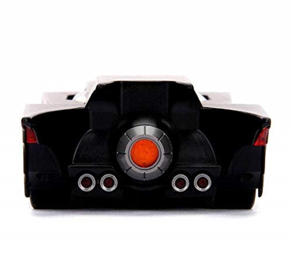 1:24 Animated Series Batmobile with Batman Batmobile Jada Diecast Car