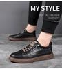 Neue Schuhe für Herren Echtleder Freizeitschuhe Frühling Retro Flache Skateboard-Schuhe Schlichte Leder-Sneaker
