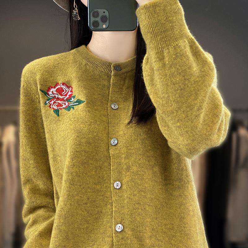 Women's Embroidered Wool Knit Cardigan - Autumn/Winter Casual Loose Fit Sweater