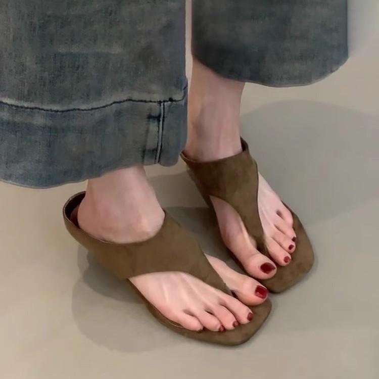 Sheepskin version~ outer wear retro high heels women's head open-toed sandals simple temperament thin heel flip-flops shoes
