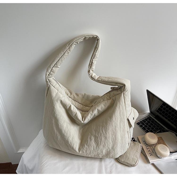 

Japanese Style Texture Simple Shoulder Bag New Casual Versatile Crossbody Bag Lightweight Composite Bag for Women Large Capacity
