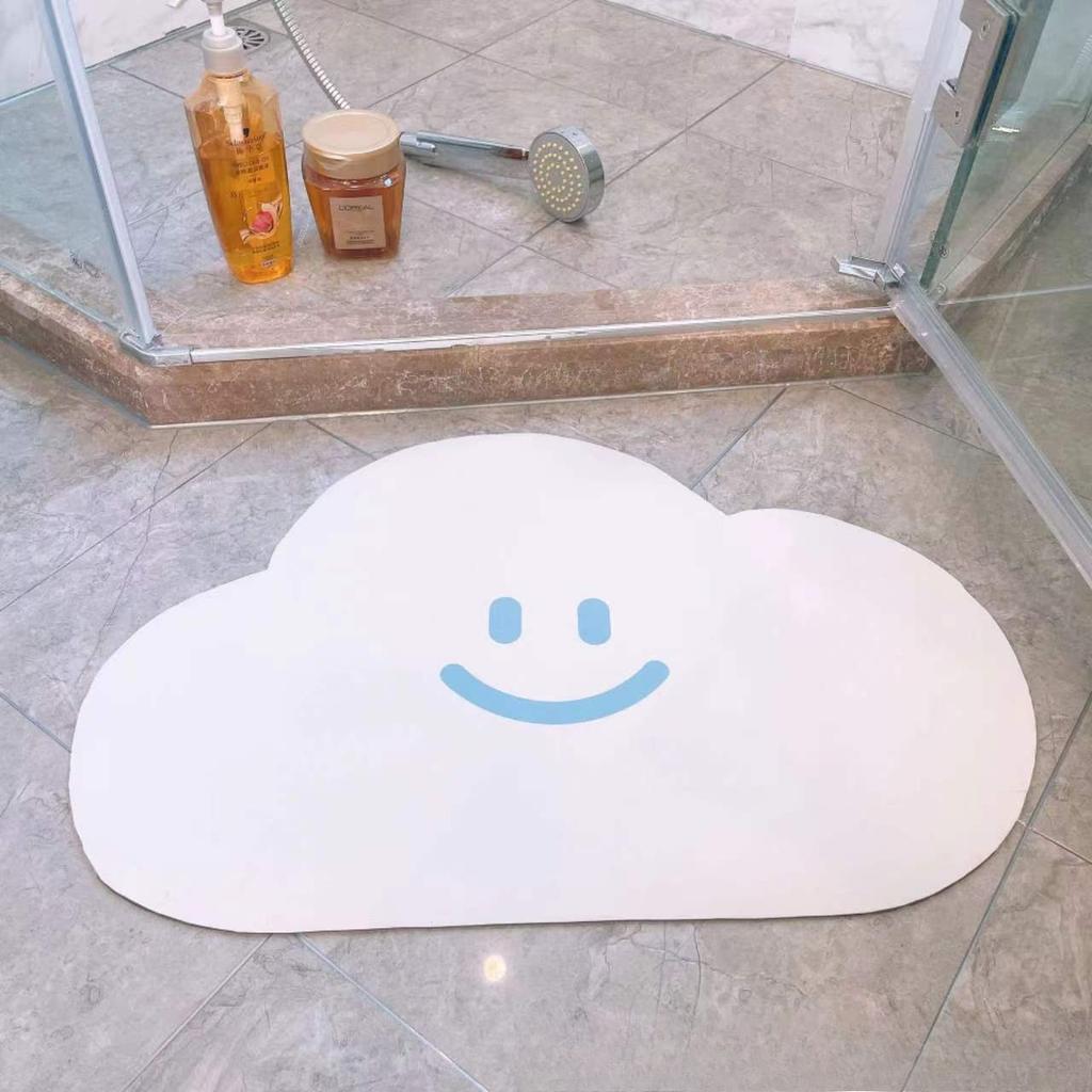 Cute Cloud Diatomaceous Earth Carpet In The Bathroom, Cartoon Thick Anti Slip Quick Drying and Absorbent Floor Mat